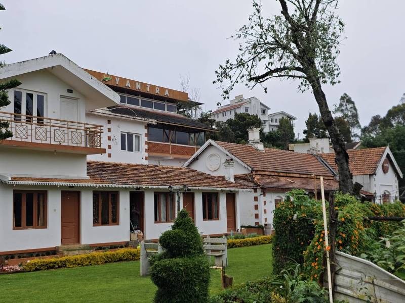 filter: 0; fileterIntensity: 0.0; filterMask: 0; captureOrientation: 0;
runfunc: 0; algolist: 0;
multi-frame: 1;
brp_mask:0;
brp_del_th:0.0000,0.0000;
brp_del_sen:0.0000,0.0000;
motionR: 0;
delta:null;
module: photo;hw-remosaic: false;touch: (0.39793682, 0.48566982);sceneMode: 9961472;cct_value: 0;AI_Scene: (16, 0);aec_lux: 152.8172;aec_lux_index: 0;albedo:  ;confidence:  ;motionLevel: -1;weatherinfo: null;temperature: 33;